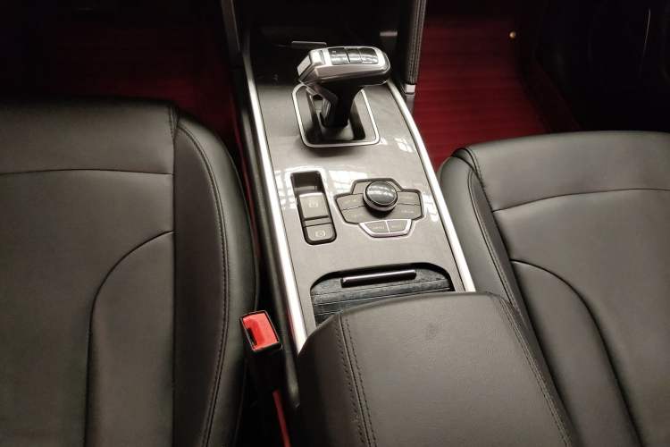 Used Haval H6 2018 Sport Edition 1.5T Automatic Two-Wheel Drive Elite Model China V Standard