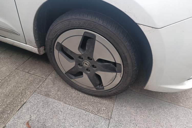 Used Dongfeng Aeolus E70 2021 Revised Version 500 Pro Ultra-Comfort Edition