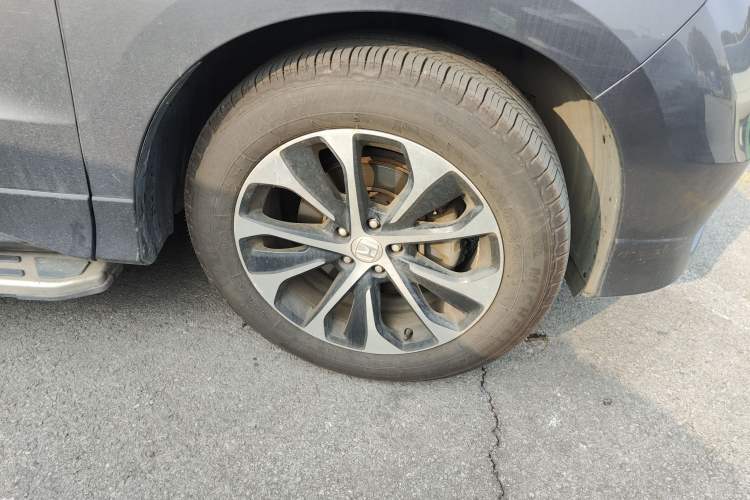 Used Honda Avancier 2017 240TURBO Two-Wheel Drive Luxury Edition Right Front Wheel Hub