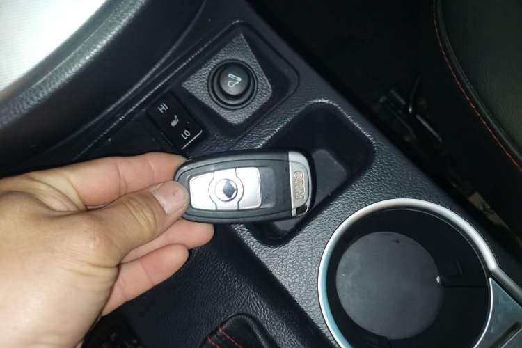 Used Haval H6 2017 Blue Label Sport Edition 1.5T Manual Two-Wheel Drive Elite Model Vehicle Key