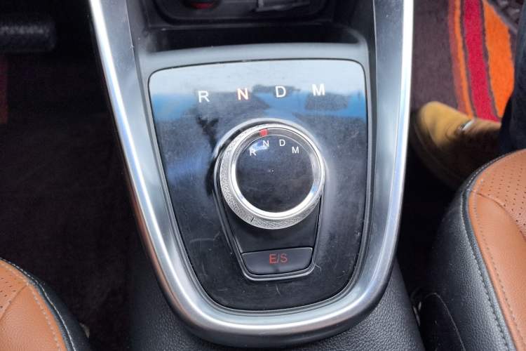 Used Baojun 510 2017 1.5L Automatic Luxury Model Gear Lever