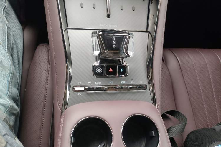 Used Denza Z9GT 2024 1100 Four-Wheel Drive Ultra Version