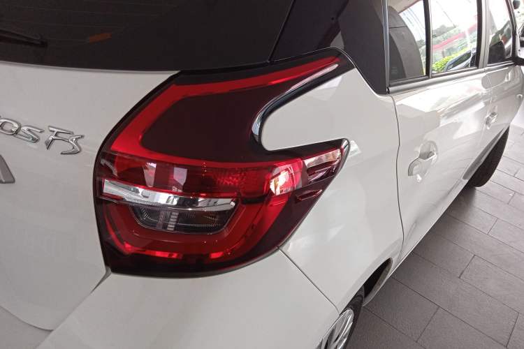 Used Toyota Vios FS 2021 1.5L CVT Fengchi Edition Right Rear Taillight