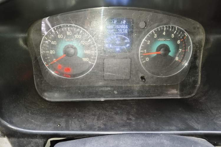 Used Jinbei New Hiace X30L 2018 1.5L Box Truck Wealth Edition DLCG14