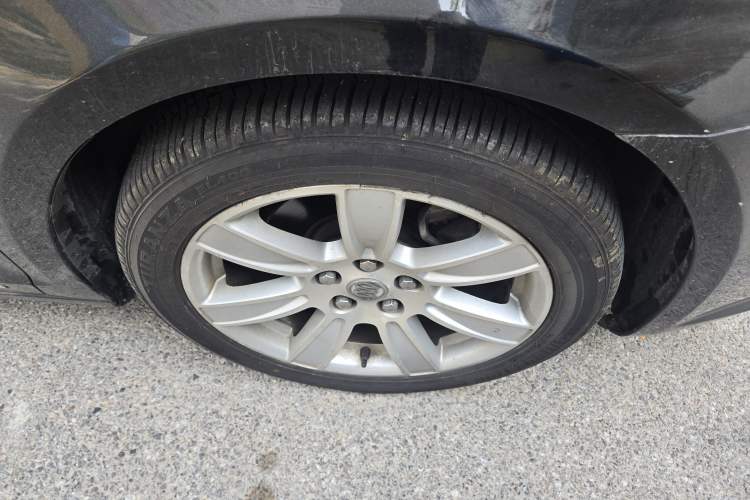 Used Buick LaCrosse 2011 2.4L SIDI Luxury Edition
