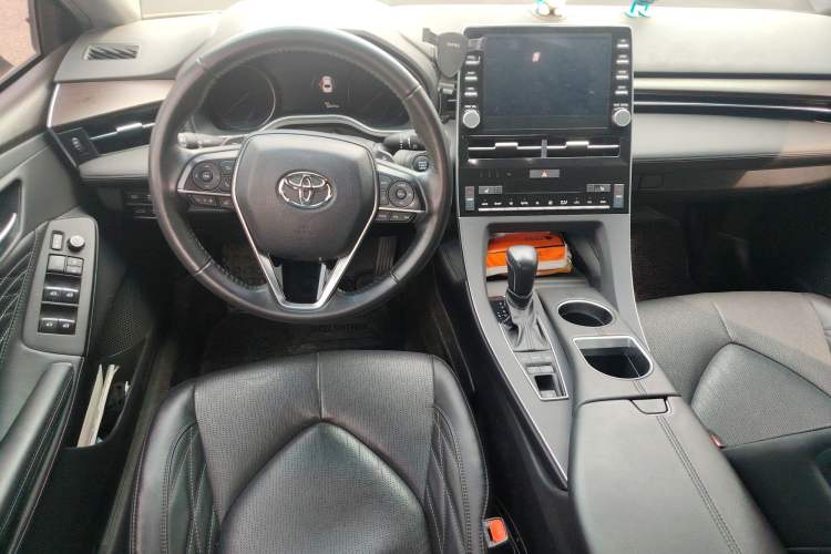 Used Toyota Avalon 2019 2.5L Touring Premium Version China VI Standard