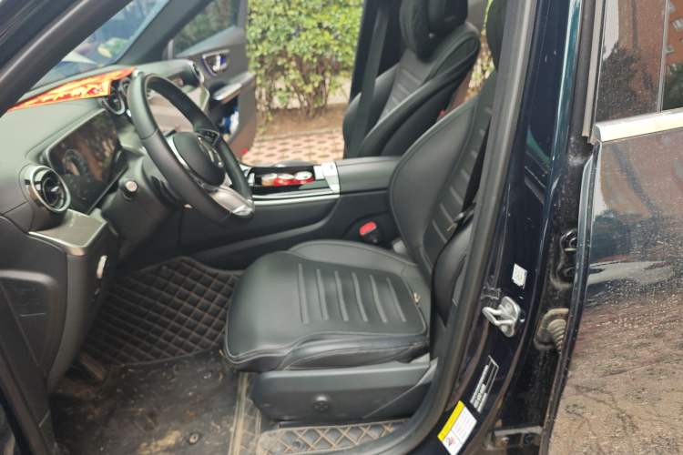 Used Mercedes-Benz GLC 2023 GLC 260 L 4MATIC Dynamic Edition 5-seater