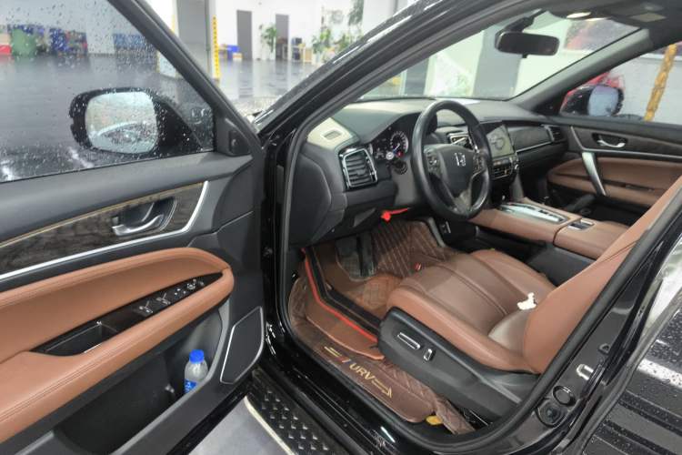 Used Honda UR-V 2020 370TURBO Two-Wheel Drive Luxury Edition Driver Seat