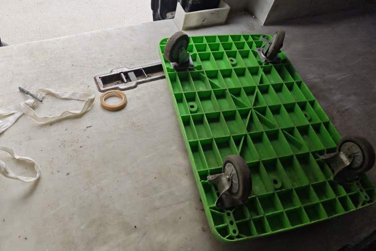 Used Ford Transit 2017 2.0T Diesel Multi-Function Commercial Vehicle Mid-Drive Mid-Roof China V Standard