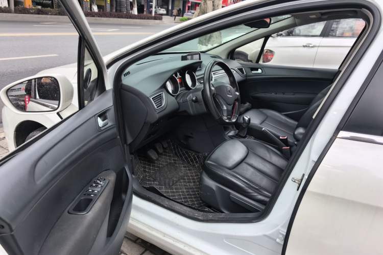 Used Peugeot 308 2014 Enjoy Edition Classic 1.6L Manual YouShang Model Driver Seat