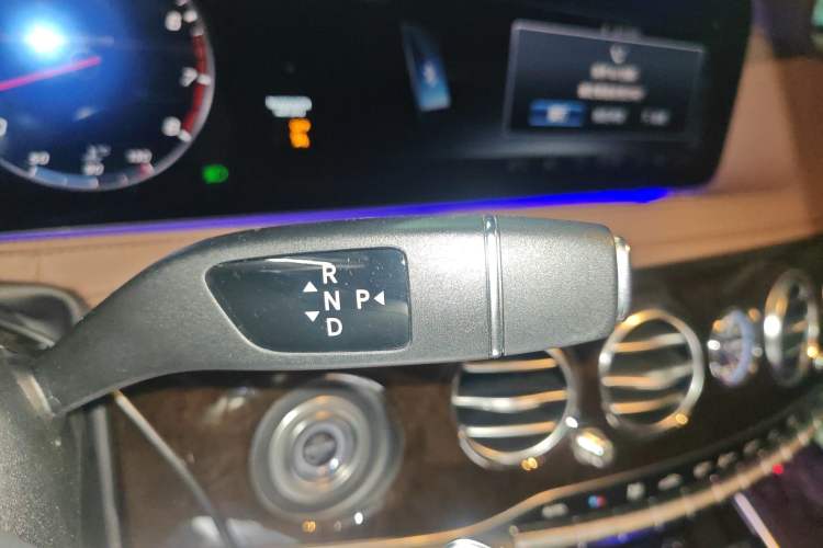 Used Mercedes-Benz Maybach S-Class 2019 Refresh S 450 4MATIC Gear Lever