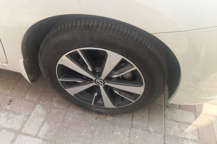 Used Nissan Lannia 2021 1.6L CVT Cool Edition Right Front Wheel Hub