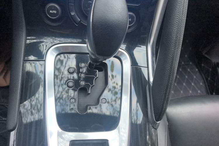 Used Peugeot 3008 2013 1.6THP Automatic Prestige Edition