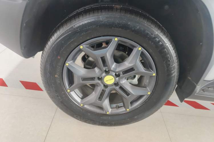 Used JETOUR Traveler 2023 2.0T All-Wheel-Drive Crosser
