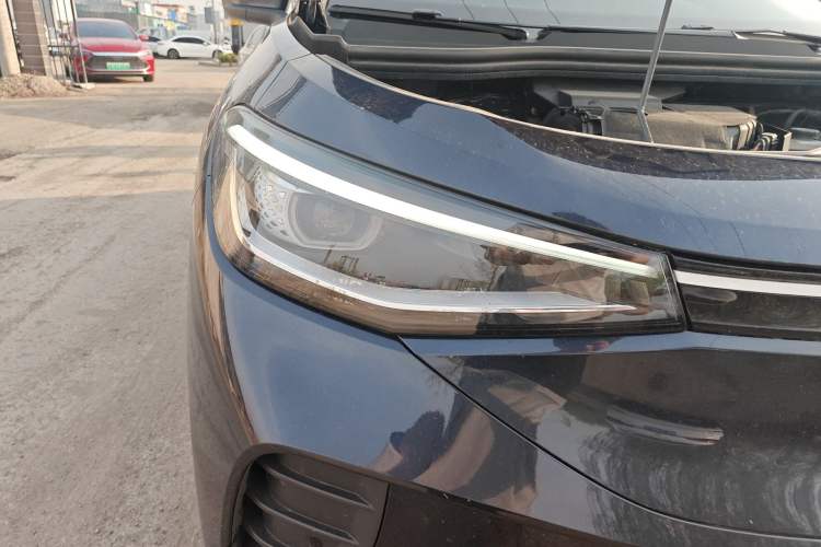 Used Volkswagen ID.4 CROZZ 2024 Pure Edition Limited Edition Right Front Headlight