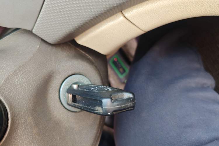 Used Hyundai Verna (older generation) 2010 Sedan 1.4L Manual Comfort GS
