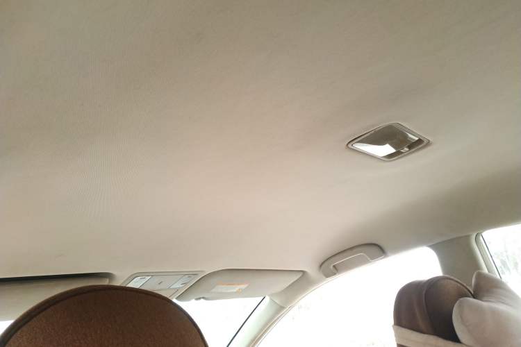 Used Nissan Tiida Sedan 2005 1.6J MT Headliner