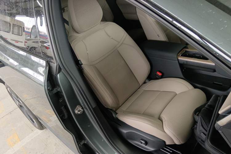 Used Volvo XC70 Plug-in Hybrid 2026 Model Four-Wheel Drive Long-Range Ultra Right Front Seat