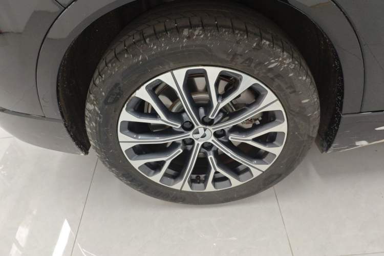 Used Nio ES6 2025 75 kWh Right Rear Wheel Hub