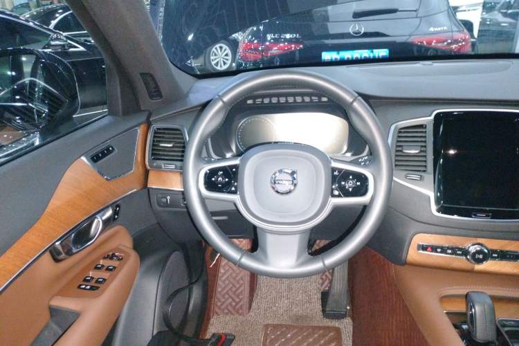 Used Volvo XC90 2021 B5 SmartDrive Luxury Edition 5-seater