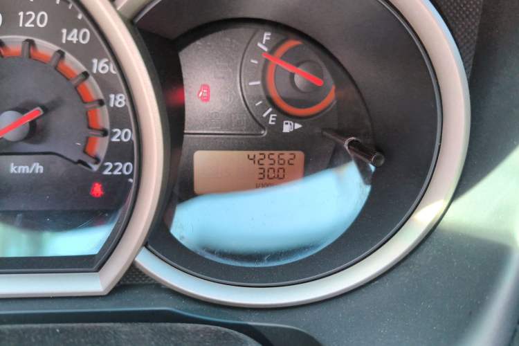 Used Nissan Sylphy 2018 Classic 1.6XE Manual Comfort Edition Odometer Close Up