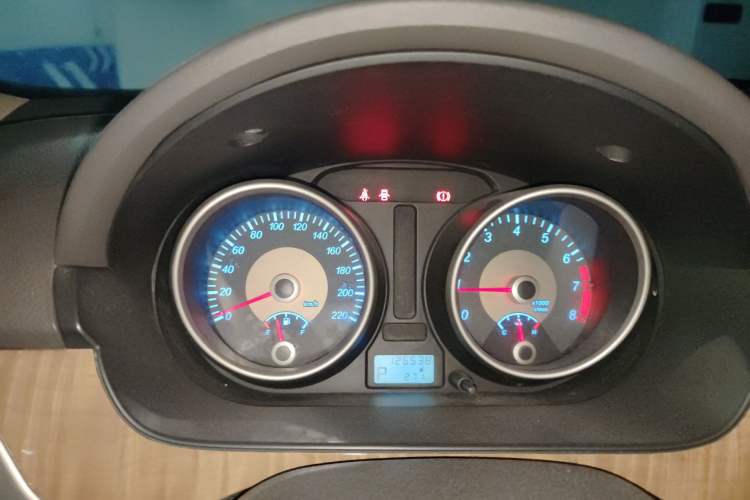 Used Buick Excelle 2015 1.5L Automatic Classic Model
