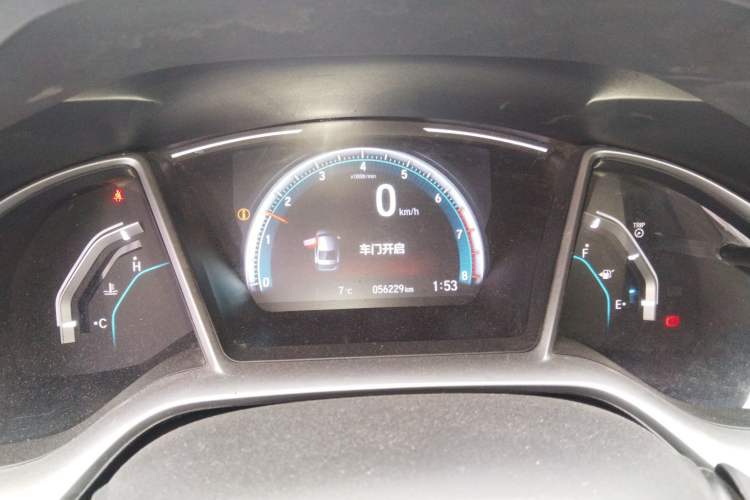 Used Honda Civic 2016 220TURBO Manual Luxury Edition
