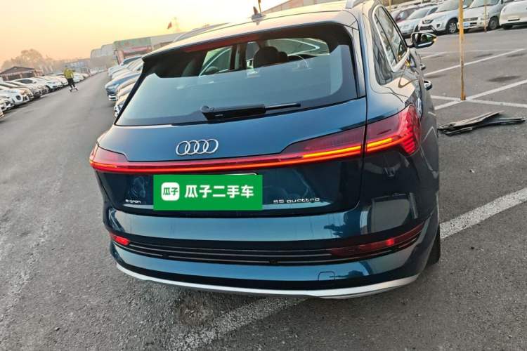 Used Audi e-tron 2019 55 quattro Technology Edition