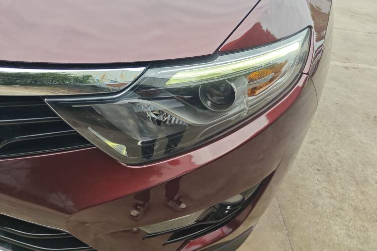 Used Soueast DX7 2017 1.5T Automatic Luxury Model