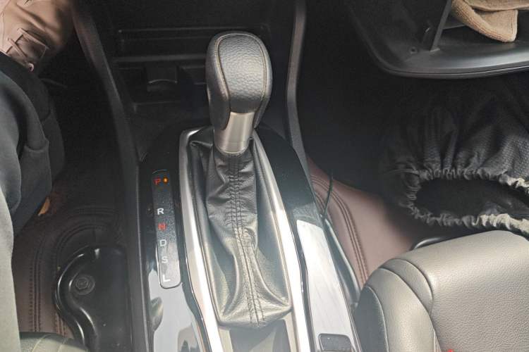 Used Honda Crider 2019 180 Turbo CVT Luxury Edition China VI Emission Standard Gear Lever