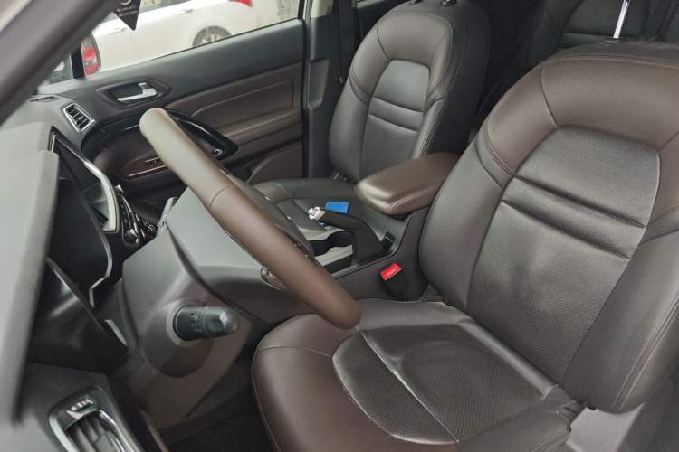 Used GAC Trumpchi GS4 2017 200T Manual Two-Wheel Drive Luxury Edition