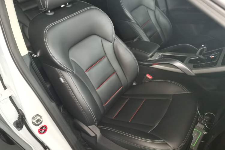 Used Geely Auto Emgrand X7 Sport 2020 1.8TD DCT Two-Wheel Drive Smart Connect 4G-Enabled Version