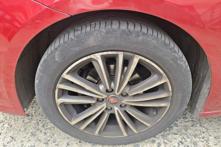 Used Roewe i6 2020 PLUS 1.6L CVT 4G Connected Glory Holographic Edition