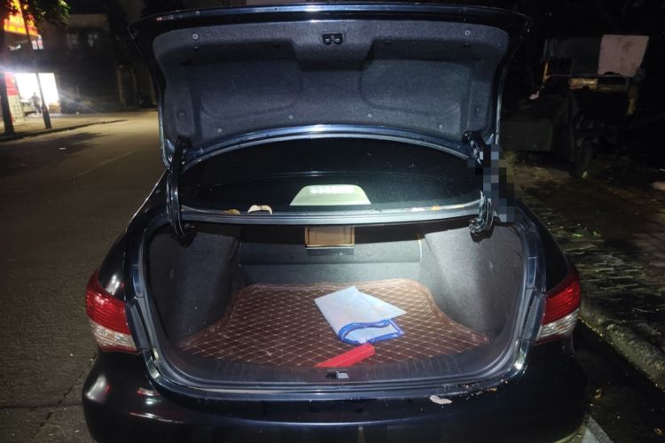 Used Nissan Sylphy 2012 Classic 1.6XE Manual Comfort Edition Trunk