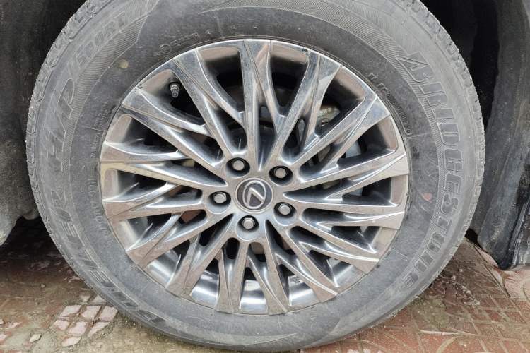 Used Lexus LM 2020 300h Four-Seat Grand Edition
