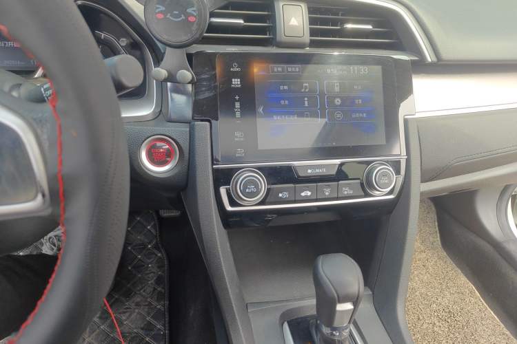 Used Honda Civic 2016 220TURBO CVT Luxury Edition Audio And AC Panel