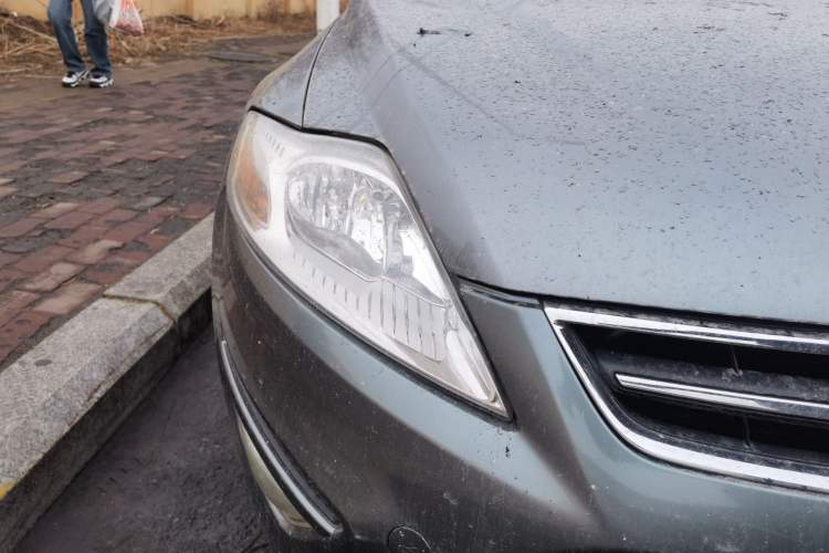 Used Ford Mondeo 2011 2.3L Fashion Edition Right Front Headlight