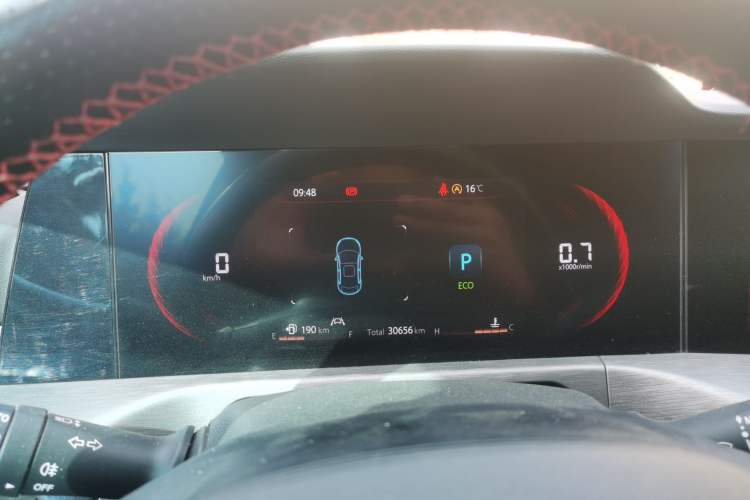 Used CHANGAN CS35PLUS 2022 Blue Whale NE 1.4T DCT Prestige Model