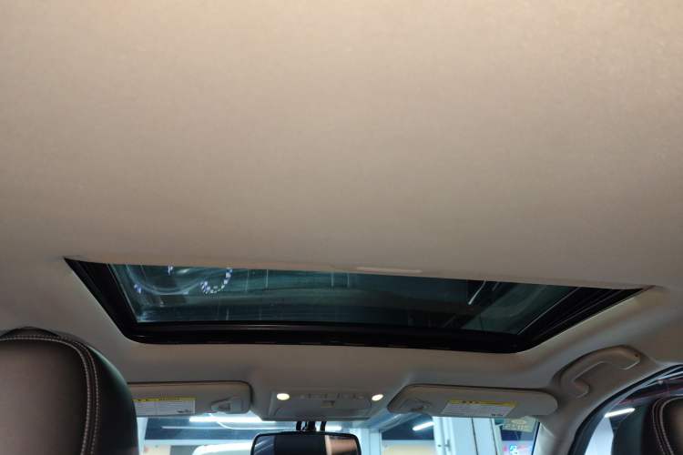 Used Infiniti Q50L 2016 2.0T Enjoyment Edition Headliner