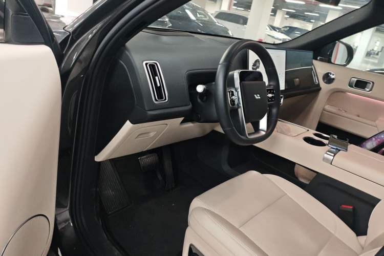 Used Li Auto L9 2025 Ultra Smart Refreshed Edition