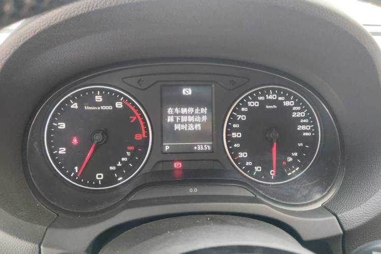 Used Audi A3 2014 Limousine 35 TFSI Automatic Fashion Model
