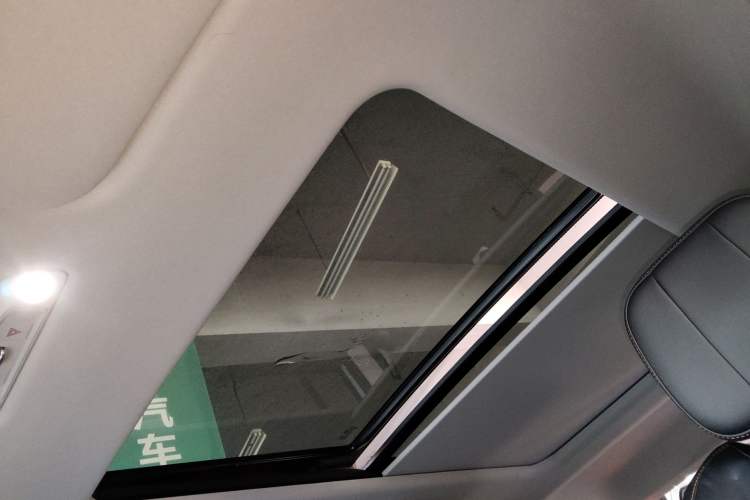 Used iCAR 03 2024 472km Four-Wheel Drive Long-Range Intelligent Advanced Version