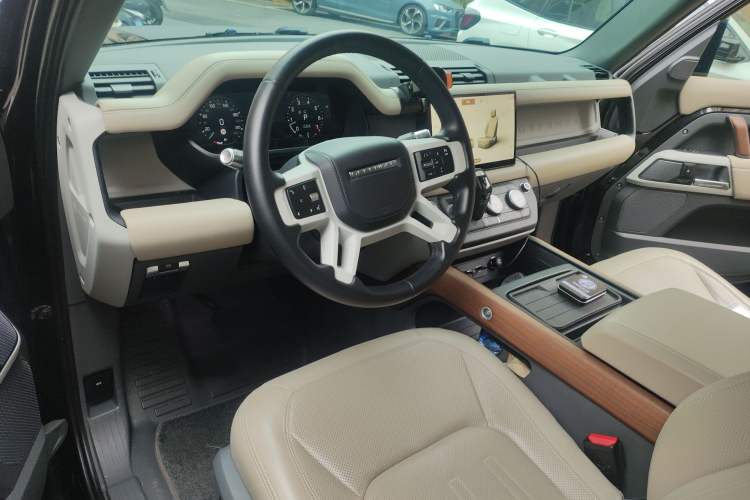 Used Land Rover Defender 2022 90 2.0T P300 Tiger-Power Ambition Edition