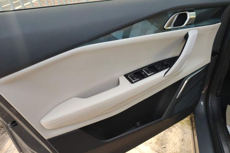 Used Lynk & Co 06 2020 1.5T YAO Halo