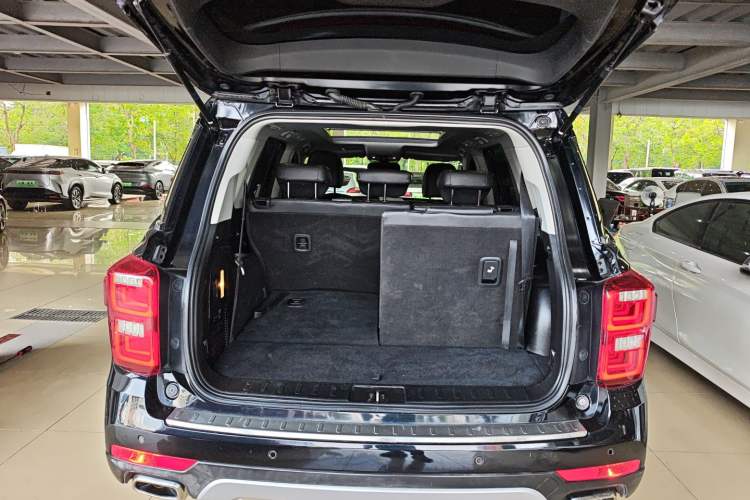 Used GAC Trumpchi GS8 2017 320T Two-Wheel Drive Luxury Smart Connectivity Version (7 Seats)