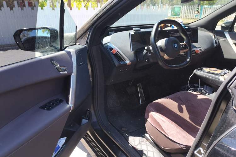 Used BMW iX 2022 xDrive40 Driver Seat