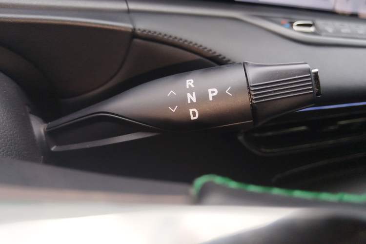 Used VOYAH FREE 2025 318 318 km Rear-Drive Touring Edition