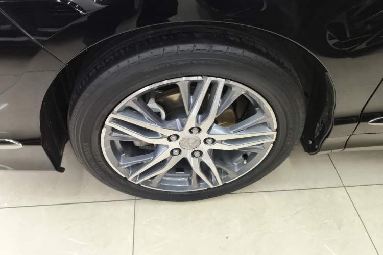 Used Honda Elysion 2019 2.0L Hybrid Luxury Edition
