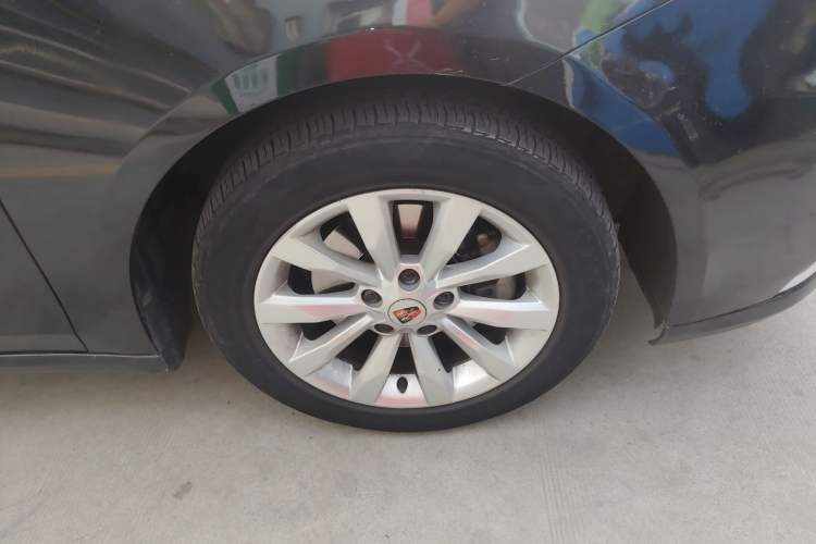 Used Roewe i6 New Energy 2017 45T Hybrid Connect & Smart Enjoyment Edition
