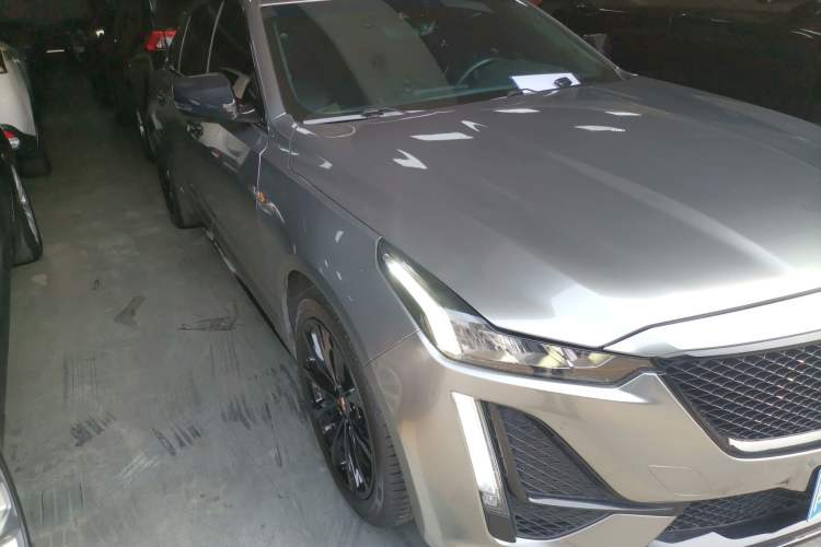 Used Cadillac CT5 2020 28T Leading Sport Model Front Right 45 Deg